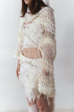 LOOSE FIT KNIT SWEATER